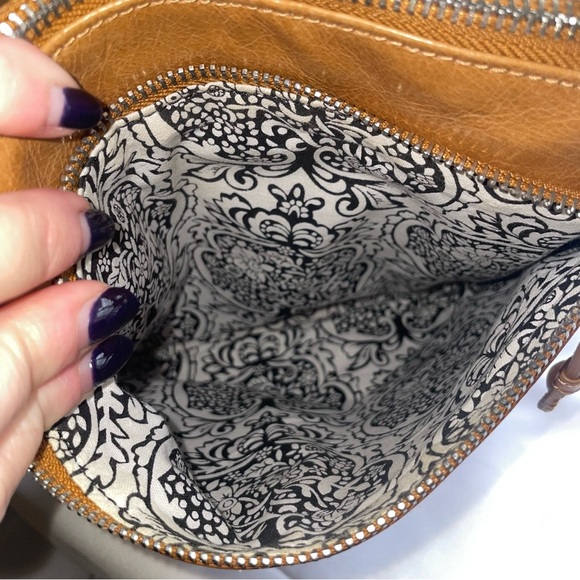 HOBO Classic Brown Tan Rustic Leather Crossbody Bag Purse Handbag - Picture 6 of 8